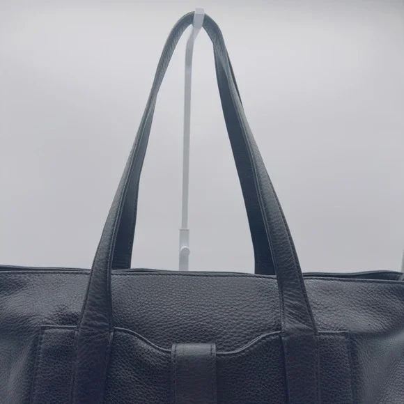 Tory Burch Meyer Plaque Pebbled Leather Tote Bag in Black - Picture 3 of 16